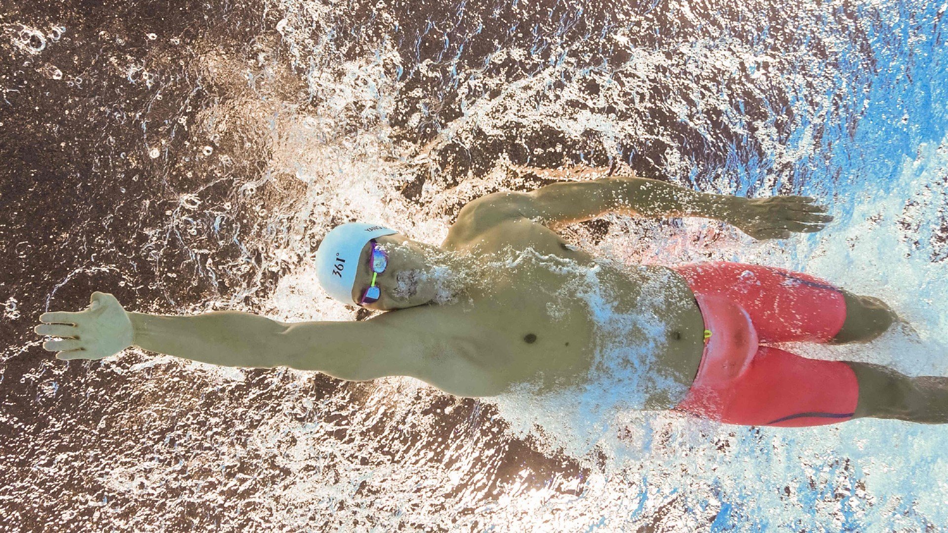 “亚戈·卡尔曼的出色表现,推动阿根廷美洲狮队的全球影响力”